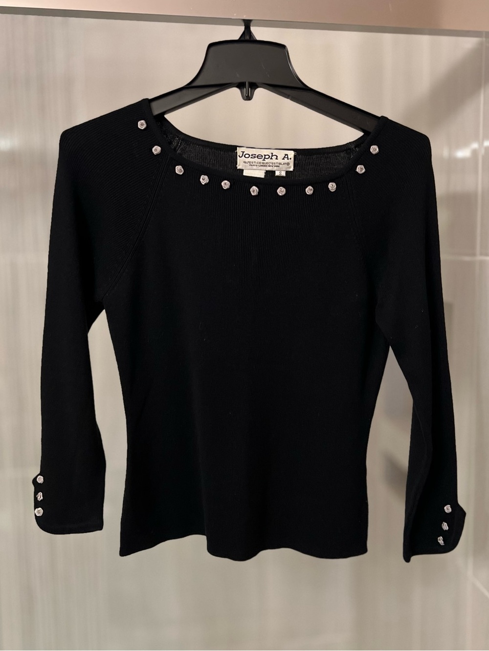 Vintage Joseph A. 100% Silk Knit Black Sweater Rose Embroidery Accents